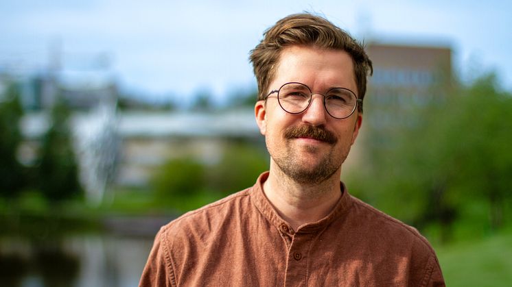 Hugo Hedlund har undersökt hur digital transformation påverkar den offentliga sektorn. Fotograf: Magnus Mikaelsson