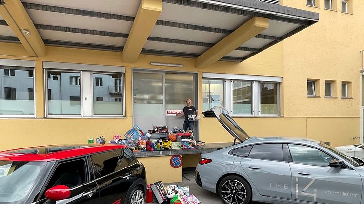 Hedin Automotive Schweiz schenkt über 100 Spielsachen ein zweites Leben