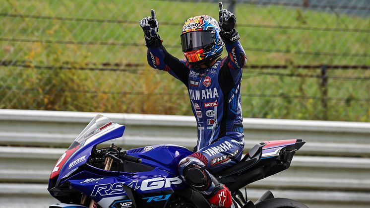  JSB1000 レース1：赤旗後の再レースで独走、今季2勝目を飾った#2 岡本裕生（YZF-R1）