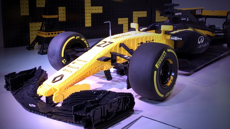 Renault Sport F1 Team ®  och LEGO®  på L'Atelier Renault i Paris 