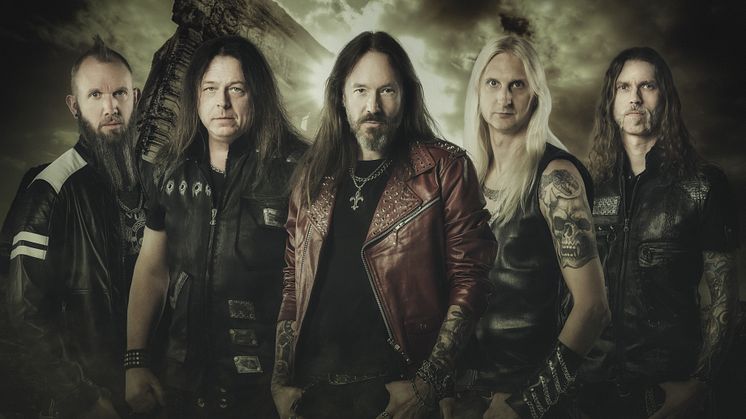 HAMMERFALL FÖRSTÄRKER MED VÄRLDSMÄSTARE NÄR DE BESÖKER DALHALLA