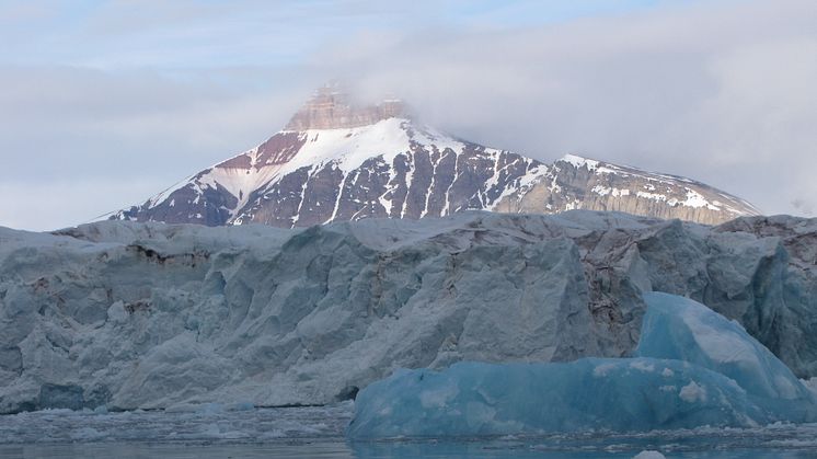 Isfjell og fjell Svalbard