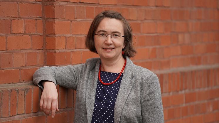 Prof. Maria Krikunova verstärkt seit 1. Oktober 2021 den Fachbereich Ingenieur- und Naturwissenschaften der TH Wildau. (Bild: Sebastian Stoye / TH Wildau)