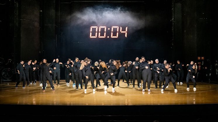 Ulla Kassius har gjort scenografi och kostym till Den yttersta minuten på Dramaten i regi av Mattias Andersson. Foto Sören Vilks, Dramaten.