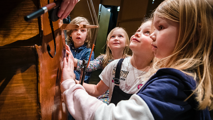 Under hösten -22 och våren -23 besöks länets alla förskolor av en musikproduktion från Musik Västernorrland. Foto: Lia Jacobi