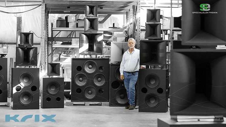 Krix grundare, Scott Krix, med högtalare för dedikerade hemmabiosystem från X-serien och högtalare för kommersiella biografer.