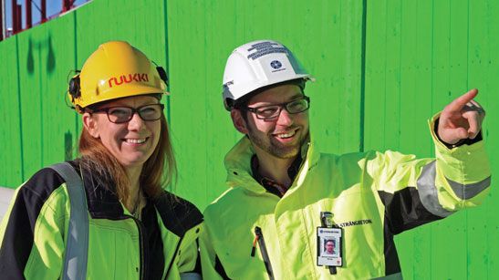 Louise och Marcus håller koll på säkerheten och miljön