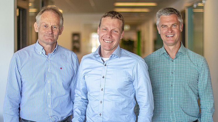 Från vänster: Magnus Orrebrant, vd Vehco, Magnus Gunnergård, medgrundare Vehco, Stefan Albertsson, vd Addsecure Group /// Foto: Addsecure & Vehco