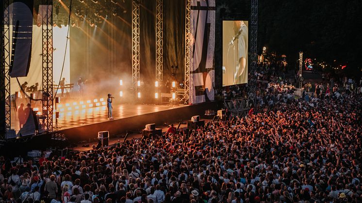 Ansök om plats som betald trainee inom festival, produktion eller marknadsföring hos Sveriges största konsertarrangörer!