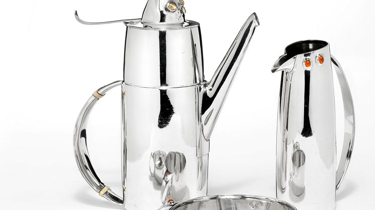 Archibald Knox: Cymric Arts & Crafts coffee service of sterling silver. Estimate DKK 60-80,000. Sold for: DKK 325,000 / € 44,000 including buyer’s premium