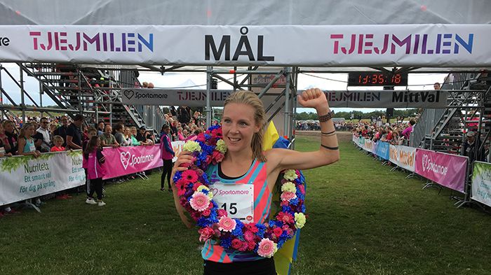 Sara Holmgren vann på tiden 34:54