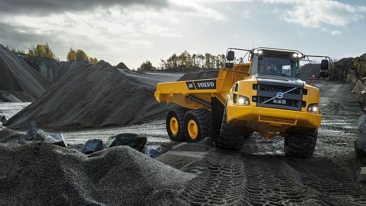 Hoffmann Baumaschinen har bland annat beställt 20 stycken Volvo A30G dumprar från Swecon.