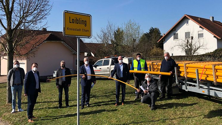 Der Bau einer neuen Erdgasversorgung im Chamer Stadtteil Loibling kann beginnen. Zusätzlich nutzt die Stadt die Gelegenheit zum Breitbandausbau.