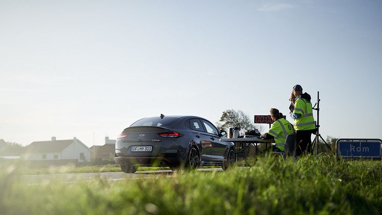 Helt nya Hyundai i30 Fastback N - snabbast från Rom till Paris.