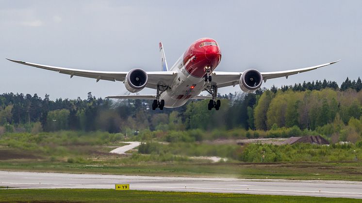 Norwegian Dreamliner LND