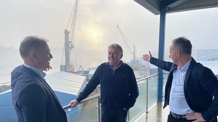 From left: Lars Christian Bacher of Morrow, Bent Thomasen of Rehnus Norway and Rune Hvass, Harbour Master at the Port of Arendal