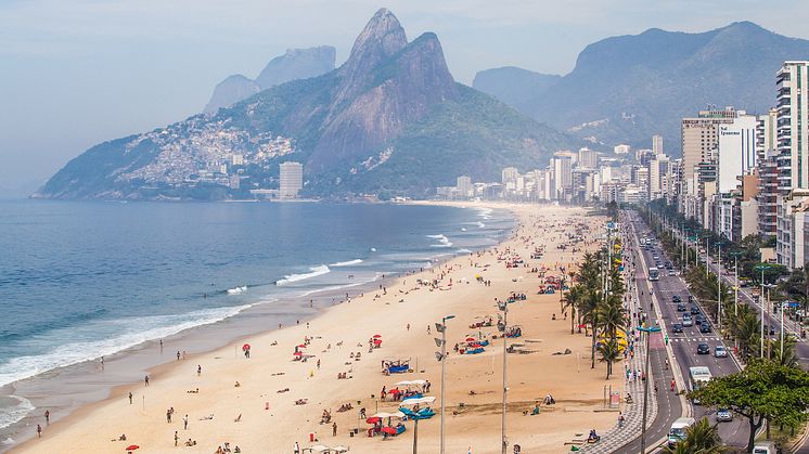 Rio de Janeiro är kanske mest känt för de ikoniska stränderna Copacabana och Ipanema, men erbjuder så mycket mer än strandliv.