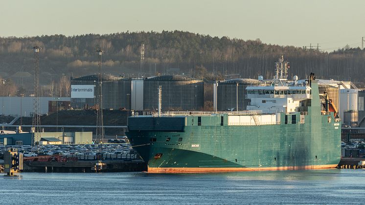 Vessel M/V Minchah made it's premiere call att Gothenburg on Monday. Photo: Gothenburg Port Authority.