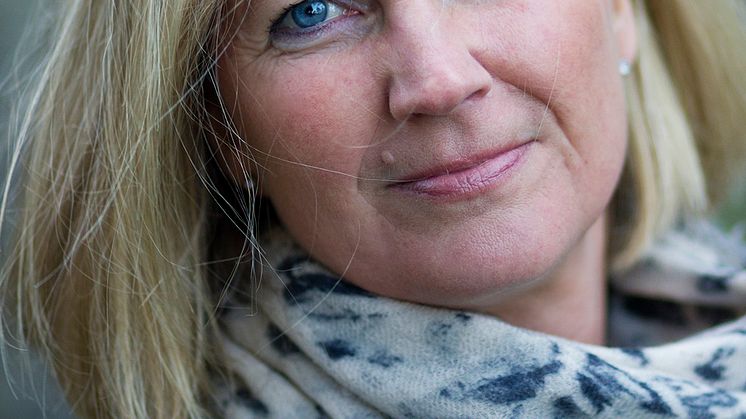 Järfällabon Eva Rydinger är aktuell med sin andra roman Härifrån till verkligheten