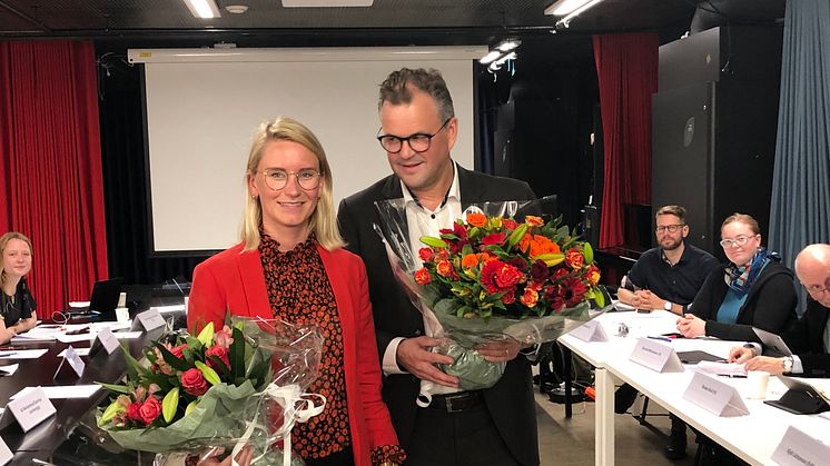 Avtroppende BU leder Line Oma og bydelsdirektør Tore Olsen Pran