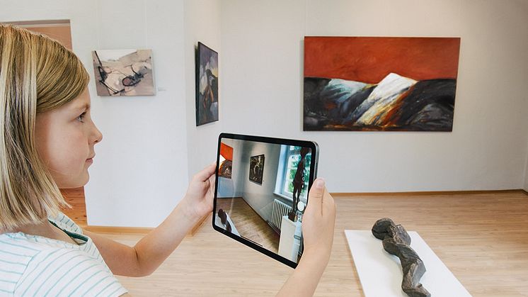 Die neue Ausstellung in der Kunstsammlung Lausitz in Senftenberg und im Kulturhaus der BASF kann analog digital erkundet werden (Foto BASF)