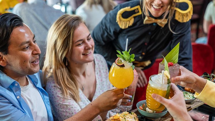 Pincho Nation Guests enjoying colorful drinks