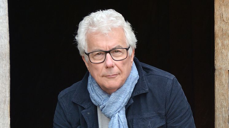 Ken Follett har skrevet nok en suksessroman, denne gangen handler det om den overhengende trusselen om tredje verdenskrig. Foto: Oliver Favre