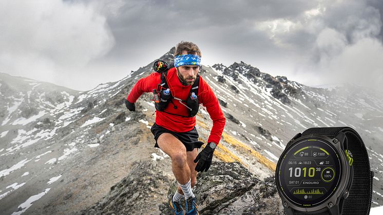 Skub dine grænser med Enduro 3 fra Garmin, et let, ultraperformance GPS-smartwatch med klassens bedste batteriltid