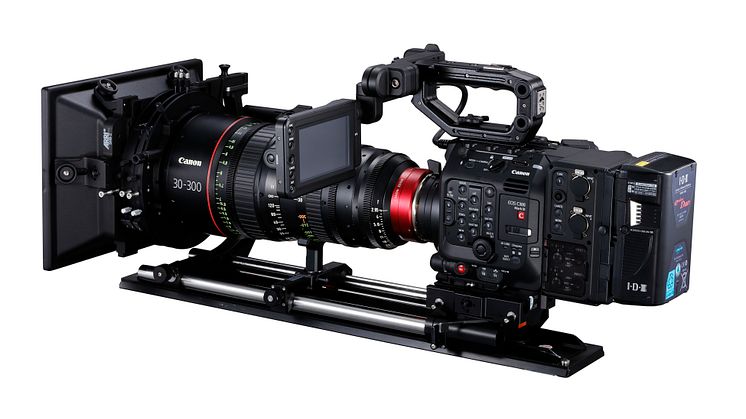 EOS C300 Mark III-EU-V2-Cine-Zoom-BSR-02[1]