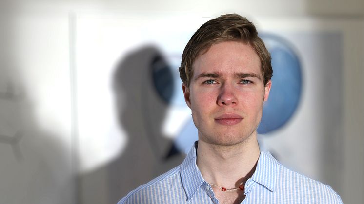 Unge entreprenören Axel Ahlström skapade sensationell omsättning i sitt UF-företag. (Foto: Anders Walls Stiftelse)