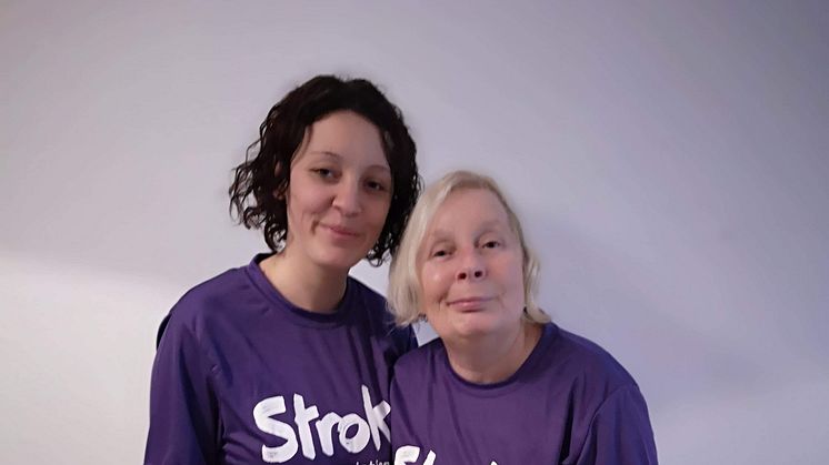 Local woman’s Resolution to Run for Stroke Association for stroke survivor Mum
