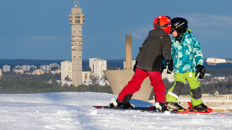 SkiStar bjuder på gratis skidåkning i Hammarbybacken på sportlovet
