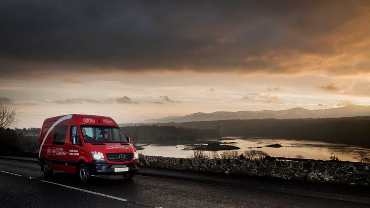 Post Office customers benefit from one million extra opening hours this festive season