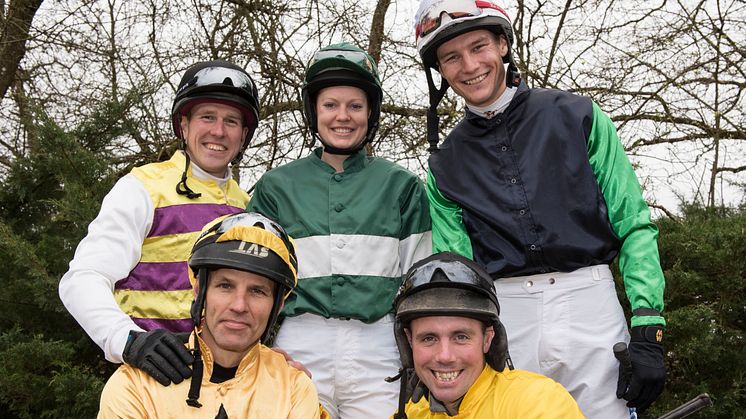 Ridskolan Strömsholm och Svenskt Grand National: Jockey & Show jumping challenge