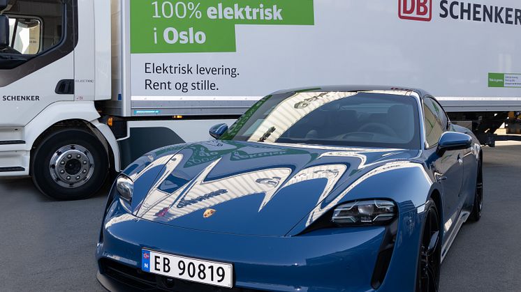 Eksklusive biler krevet eksklusiv servicelogistikk. DB Schenker holder Porsche på veien.