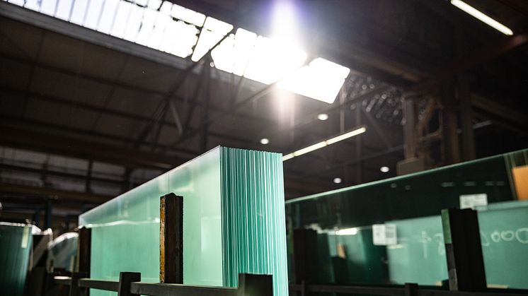 Saint Gobain Glass producerer nyt pladeglas fra genbrugsmaterialet
