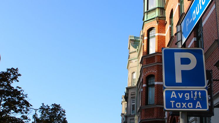 Parkeringsavgift dygnet runt kommer införas i Malmö i områden som har avgift dagtid. Införandet startar i november 2021.