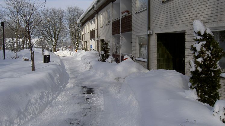 Kv Giggen med adress Tryggarpsbacken. Ett av Finnvedsbostäders bostadsområden.