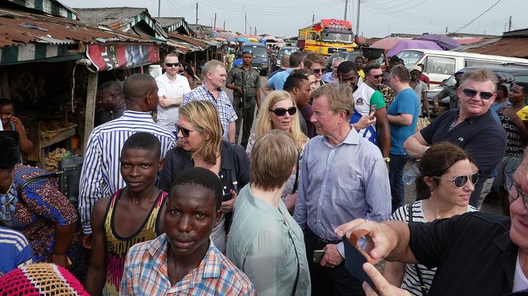 Norske eksportører besøker tørrfiskmarked i Lagos