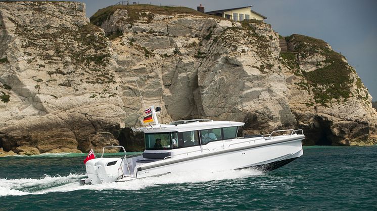 Axopar 37 powered with twin CXO300 diesel outboards