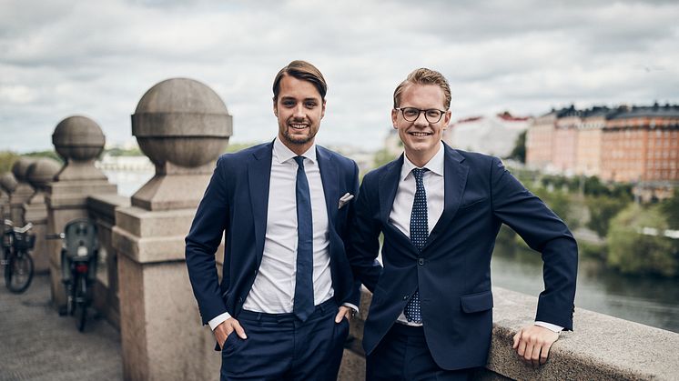 Marcus Hjelte (höger) och Marcus Hemrin (vänster) med lång erfarenhet av bostadsmarknaden i Bromma tar över driften av Bjurfors Bromma