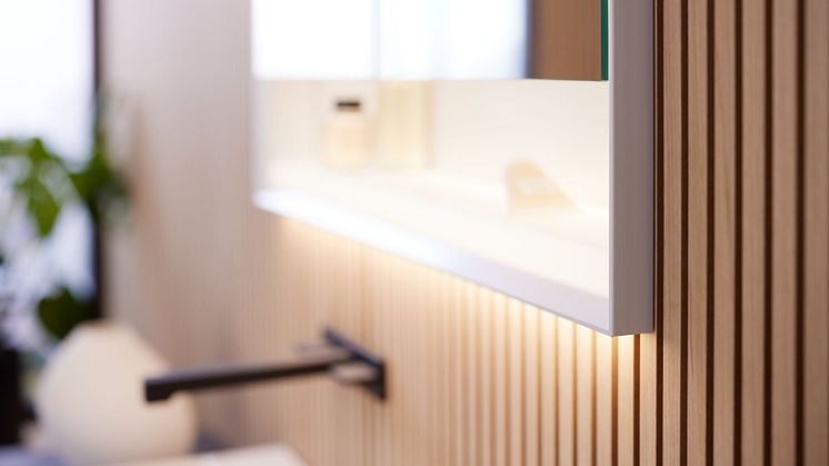 Geberit ComfortLight valaisee tilan täydellisesti kaikkina vuorokauden aikoina. Säädettävä kirkkaus ja värisävy luovat kylpyhuoneeseen kuhunkin tilanteeseen sopivan tunnelman.