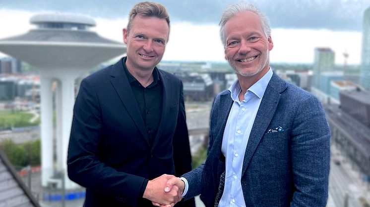 Henrik Kastbjerg, koncernchef, itm8 tillsammans med Nicklas Persson CEO, AddPro