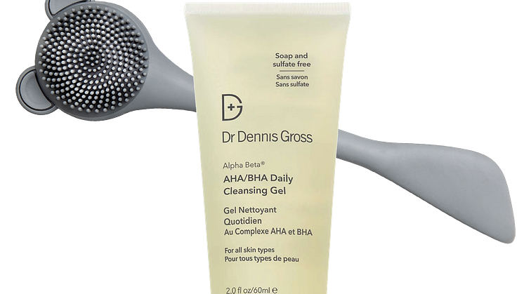 Alpha beta AHA BHA cleansing gel o Zaq borste