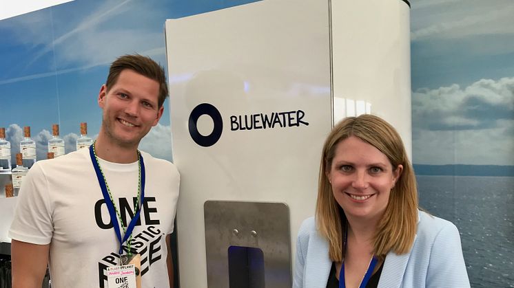 Bluewater President Anders Jacobson celebrates 'One Plastic Free Day' initiative with Welsh Environment MInister Hannah Blythyn in Cardiff during the Volvo Ocean Race