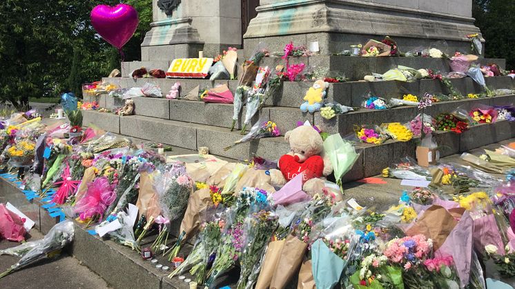 Bury’s moving tribute to Manchester Arena families