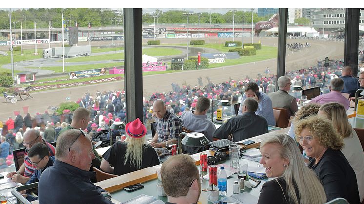 På måndag släpps restaurangbiljetterna till Elitloppet. Foto: Solvalla