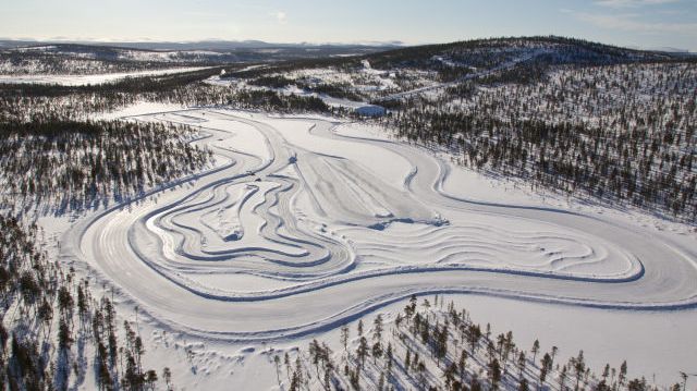 TESTCENTREN GÖR DET MÖJLIGT ATT SAMORDNA TESTVERKSAMHETEN OCH ATT TESTA NORDISKA DÄCK ÅRET RUNT