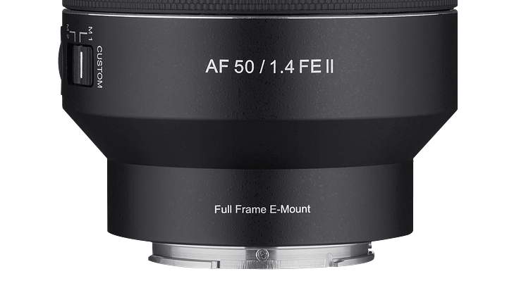 2_AF 50mm F1.4 FE II_Front_Hood.png