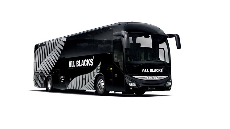 Iveco Magelys, är utsedd till ”International Coach of the Year 2016.